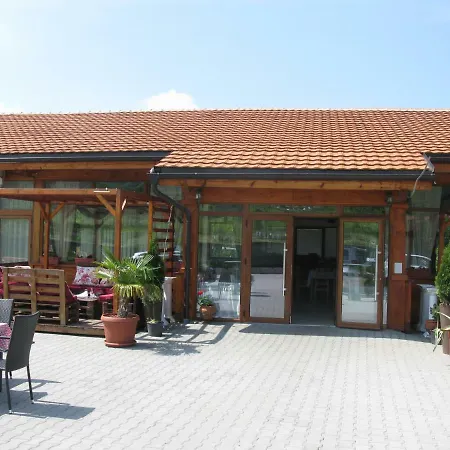 6 Topola * 데스포토바츠