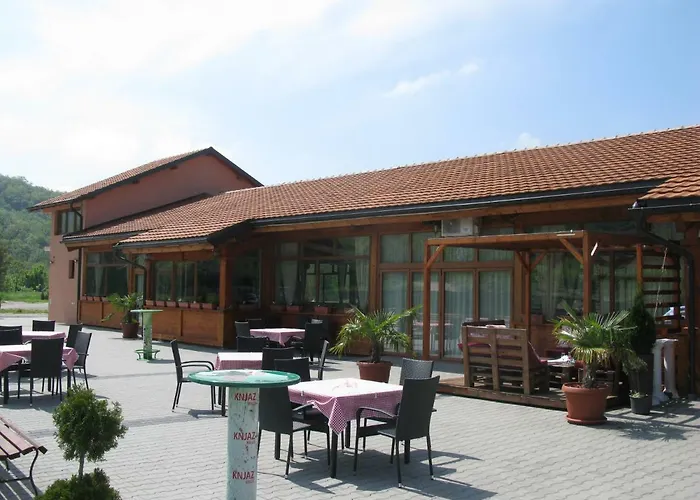 6 Topola * Despotovac